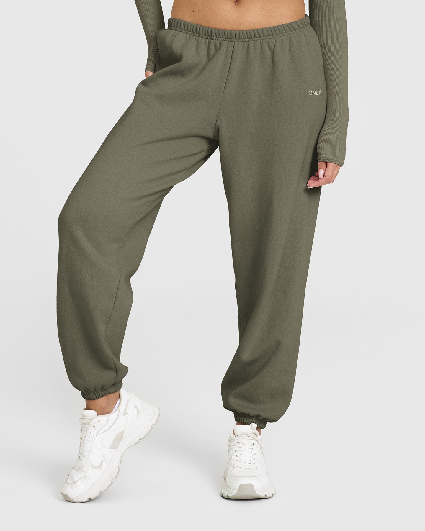 Mid Weight Jogger - Alpine Green