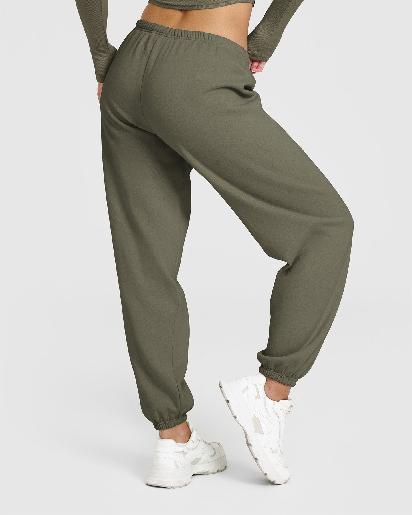 Mid Weight Jogger - Alpine Green